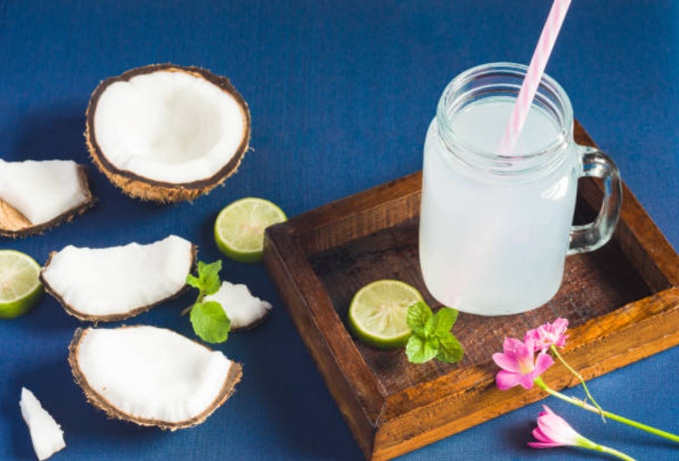 सुबह खाली पेट नारियल पानी पीने के 12 फायदे। 9 Screenshot 2025 0205 064323